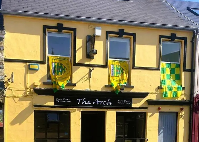 Bed & Breakfast No 2 The Arch 3*